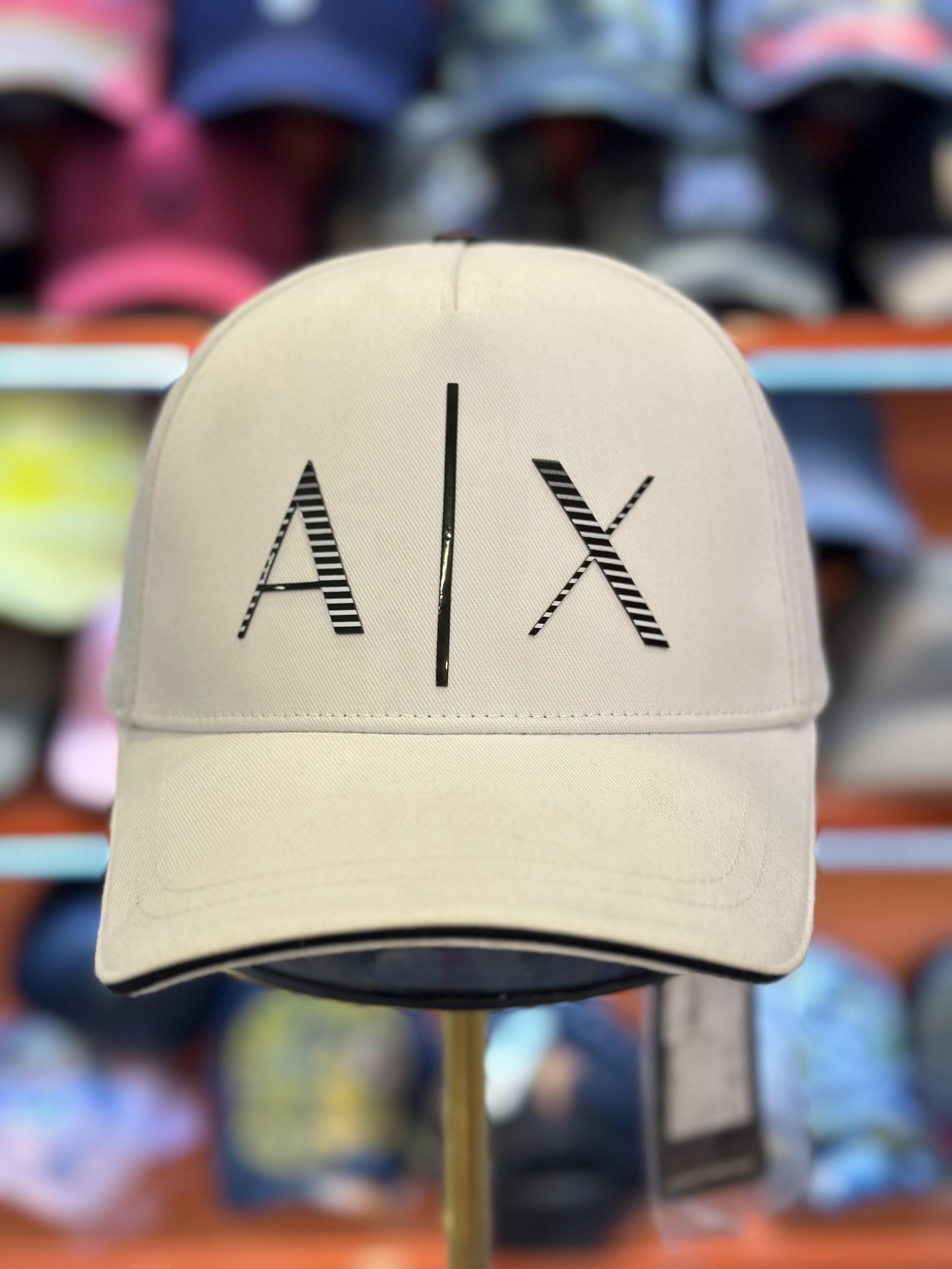 Nón Armani exchange cực kì là ưu đãi tại Thiên đường hàng hiệu